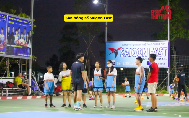 Sân bóng rổ Saigon East