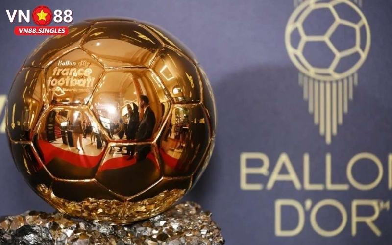 Lịch sử Quả bóng vàng: Hành trình tôn vinh những cá nhân kiệt xuất.