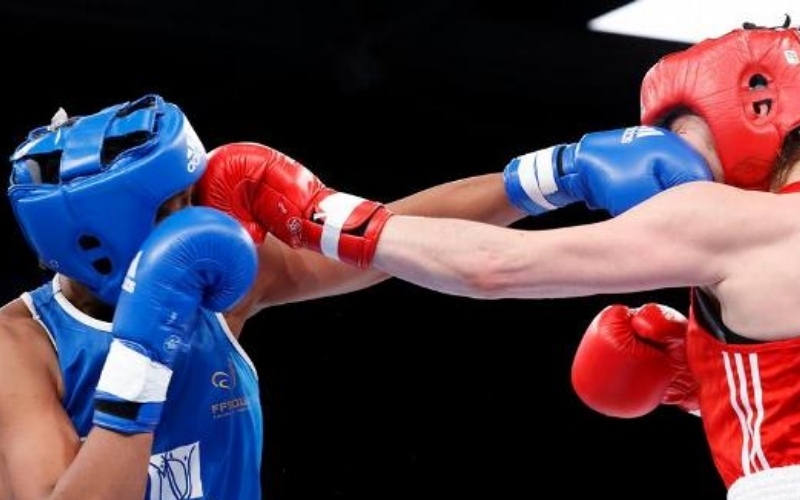 Lợi thế tuyệt đối của sải tay dài trong môn bơi lội và boxing chuyên nghiệp.